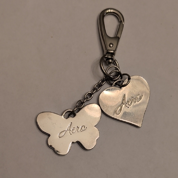 Butterfly and Heart Keychain - Picture 2 of 3